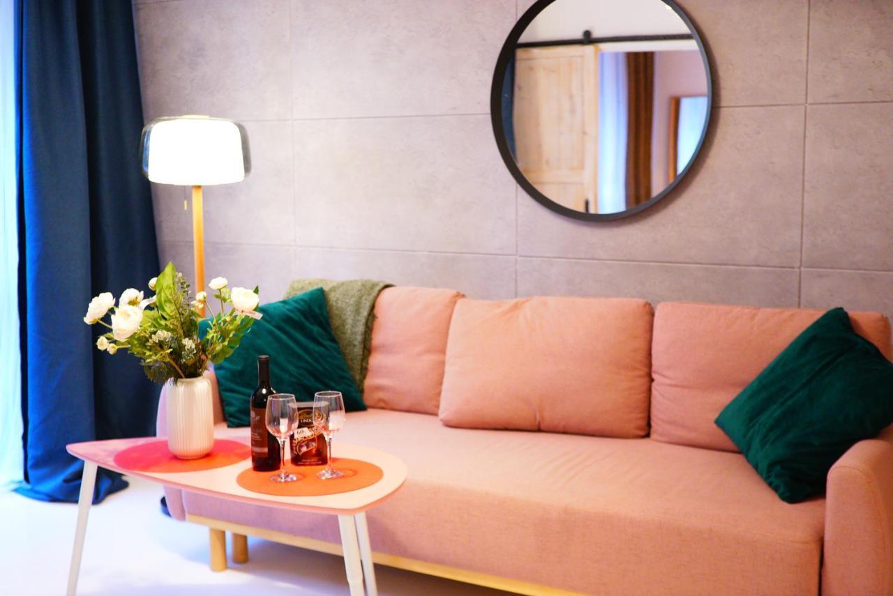 Cinema Apartment Kinowa ワルシャワ エクステリア 写真